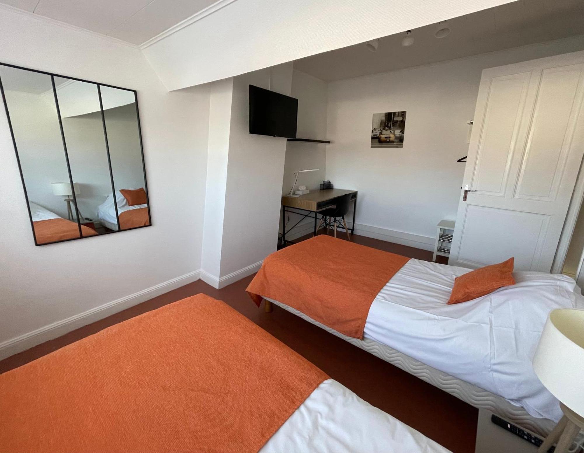 Appart'Hotel Et Chambres Ланс Экстерьер фото
