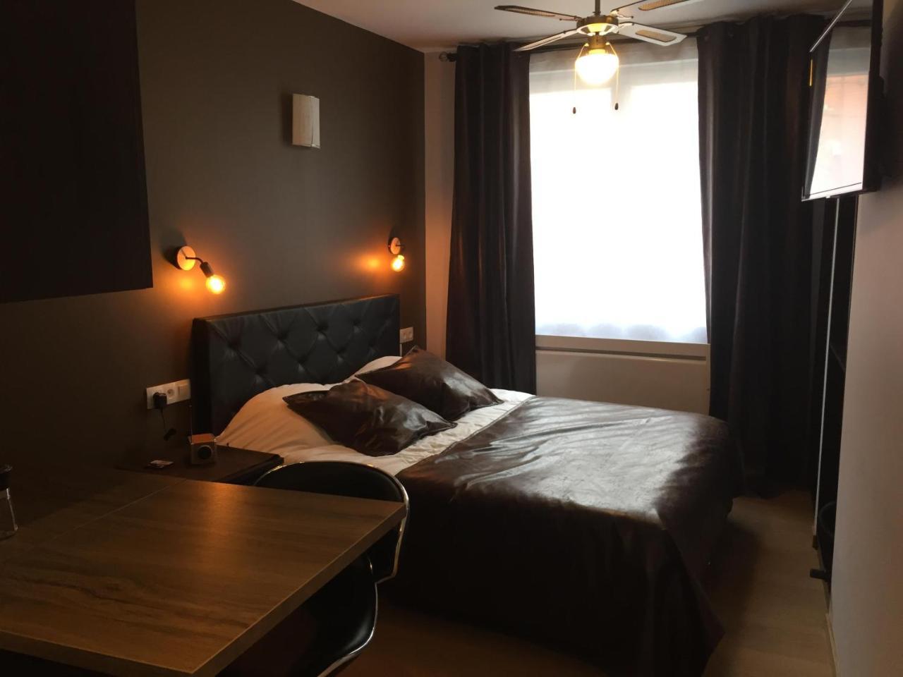 Appart'Hotel Et Chambres Ланс Экстерьер фото